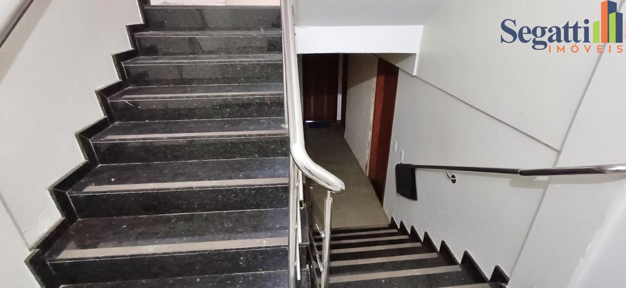 APARTAMENTO SEMI MOBILIADO NO CENTRO