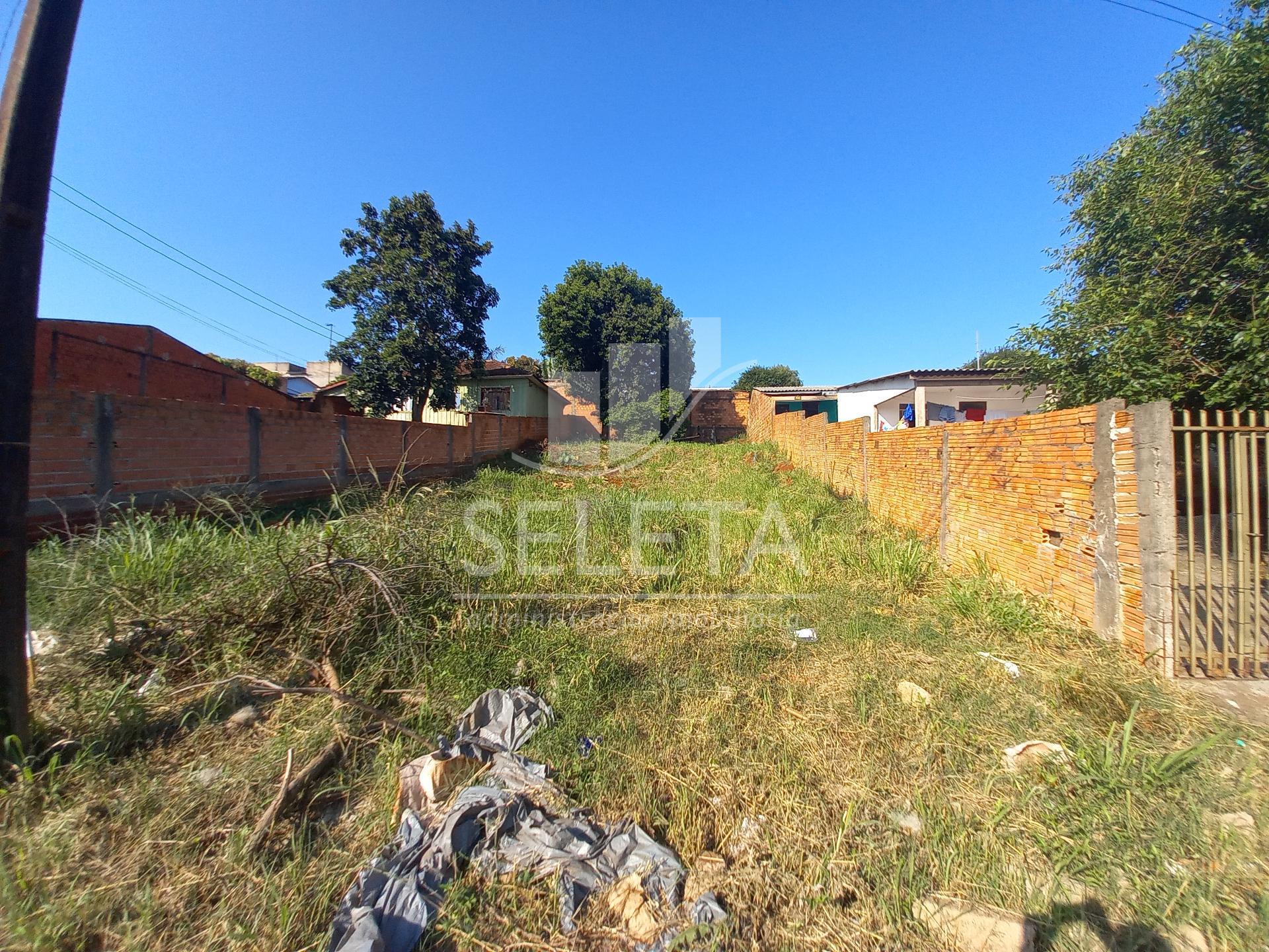 Terreno no Bairro 14 de Novembro em Cascavel-PR.