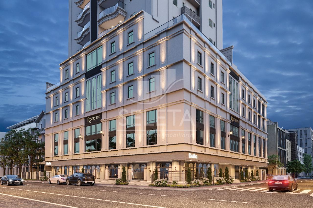 Finíssimo  apartamento, com Ótima localização. Ristretto canto...