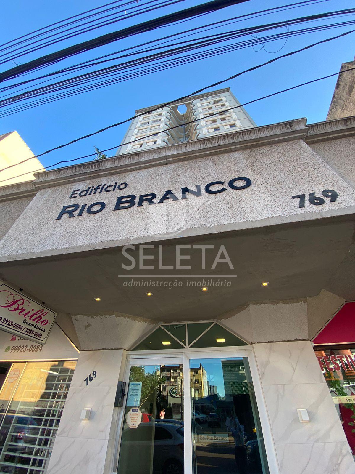 Apartamento com 3 dormitórios para locação, CENTRO, CASCAVEL - PR