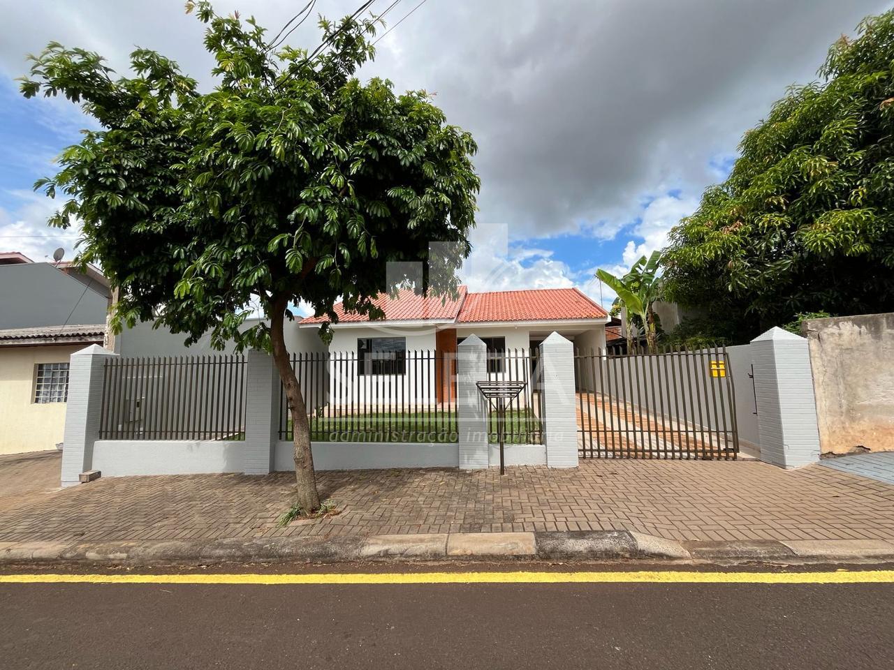 CASA SEMIMOBILIADA COM 04 QUARTOS, EM CONDOMÍNIO FECHADO PARA ...