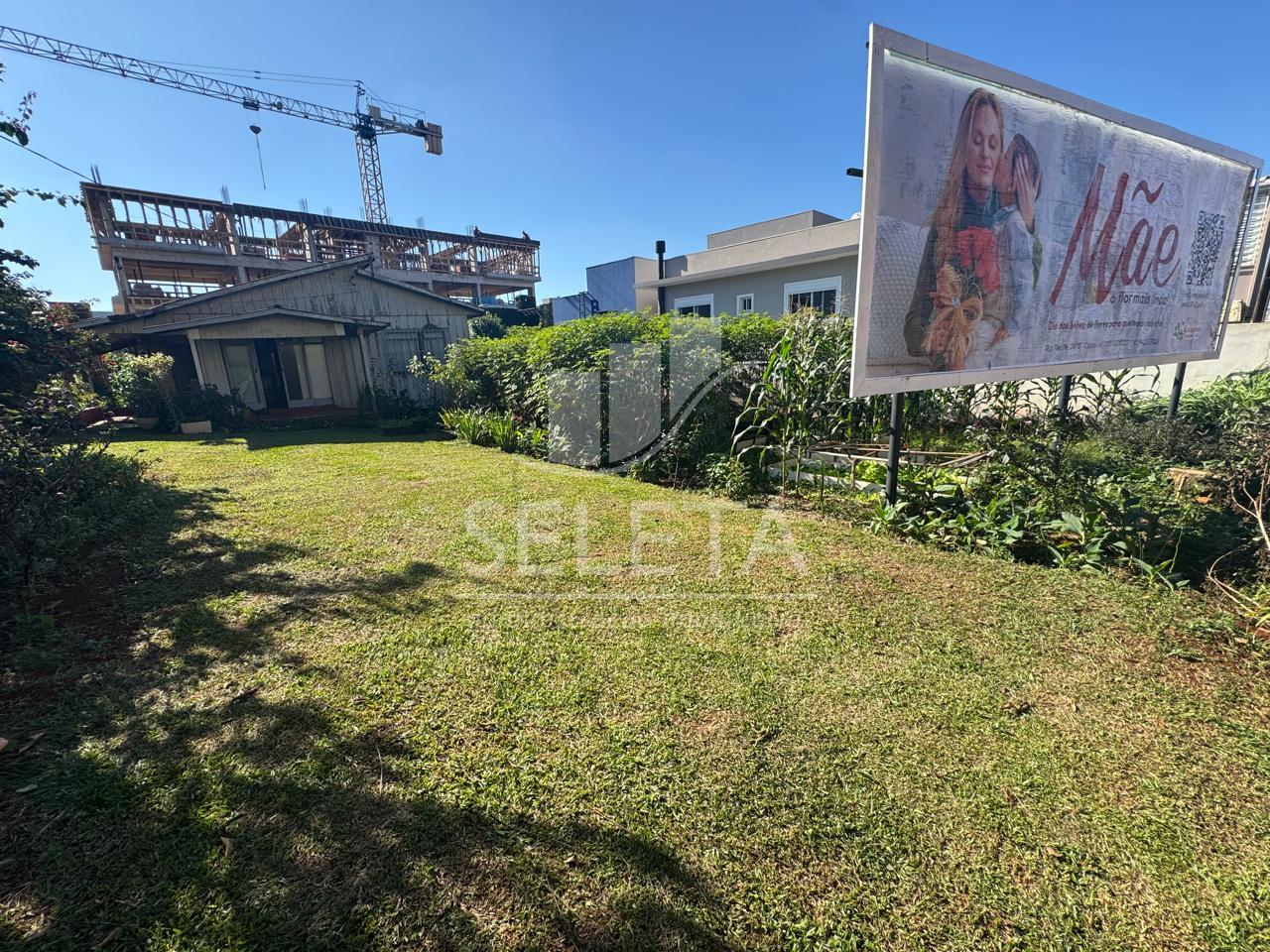 Lote à venda em excelente localização  Terreno plano, pronto p...