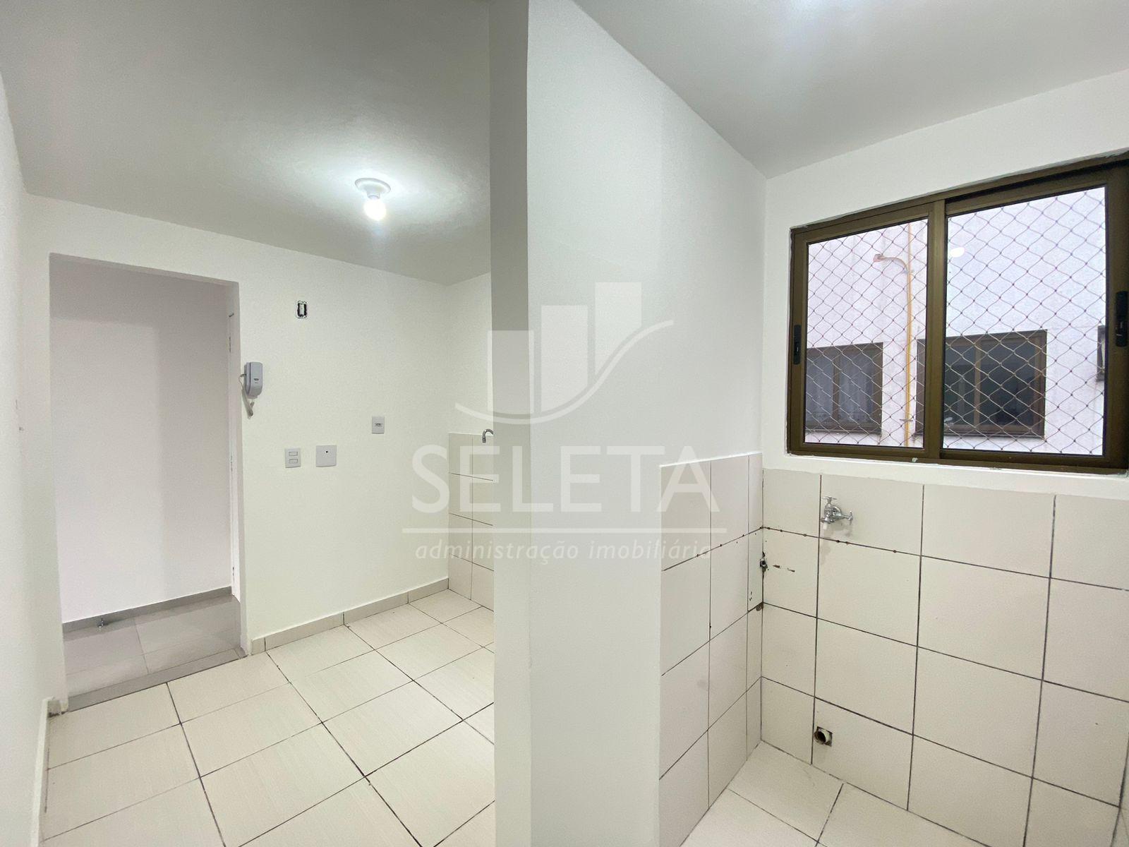 APARTAMENTO COM 02 QUARTOS DISPONÍVEL PARA LOCAÇÃO NO CENTRO