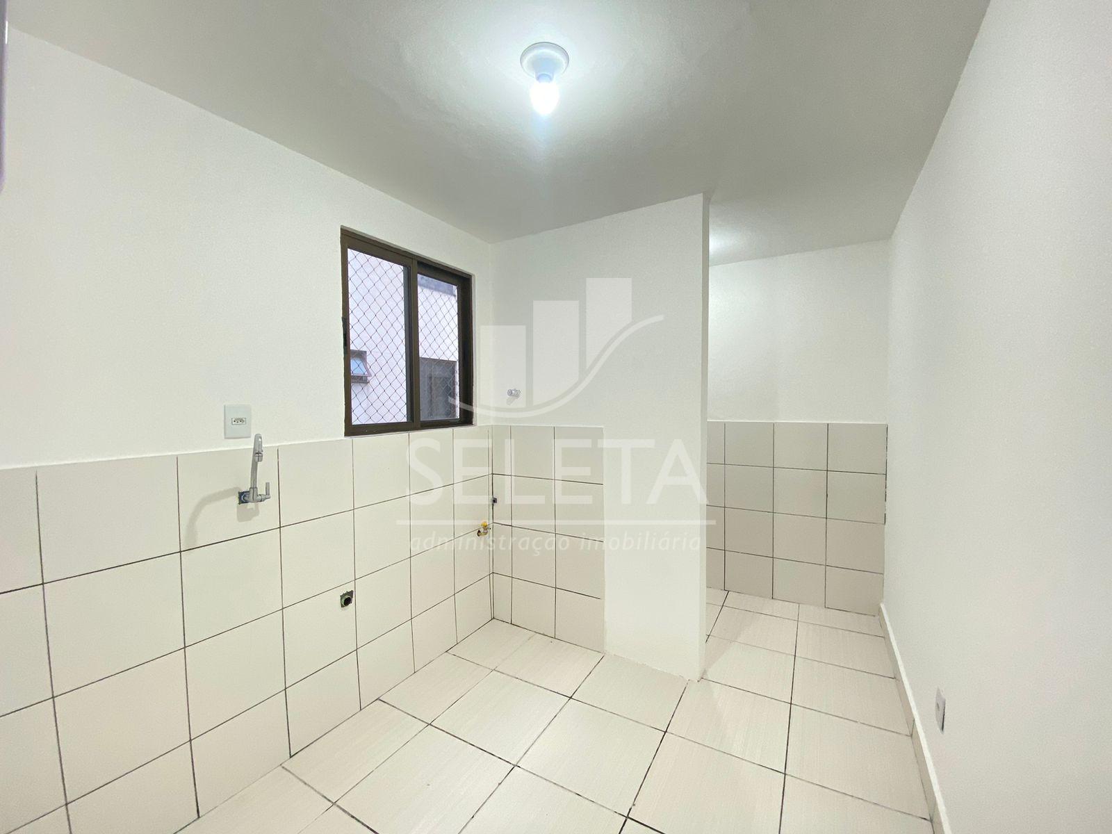 APARTAMENTO COM 02 QUARTOS DISPONÍVEL PARA LOCAÇÃO NO CENTRO