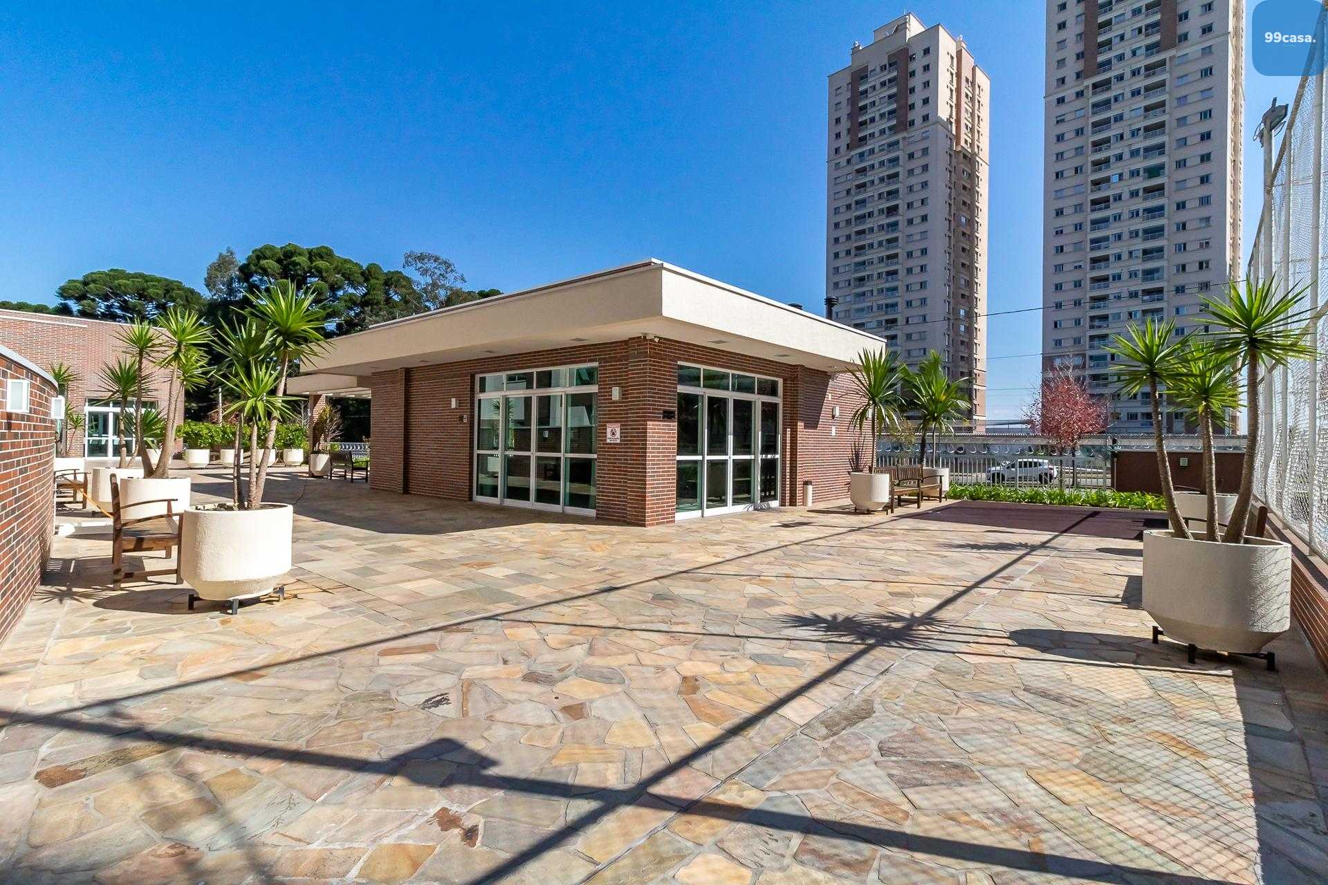 Apartamento no condomínio clube Vermont, a poucos metros da Un...
