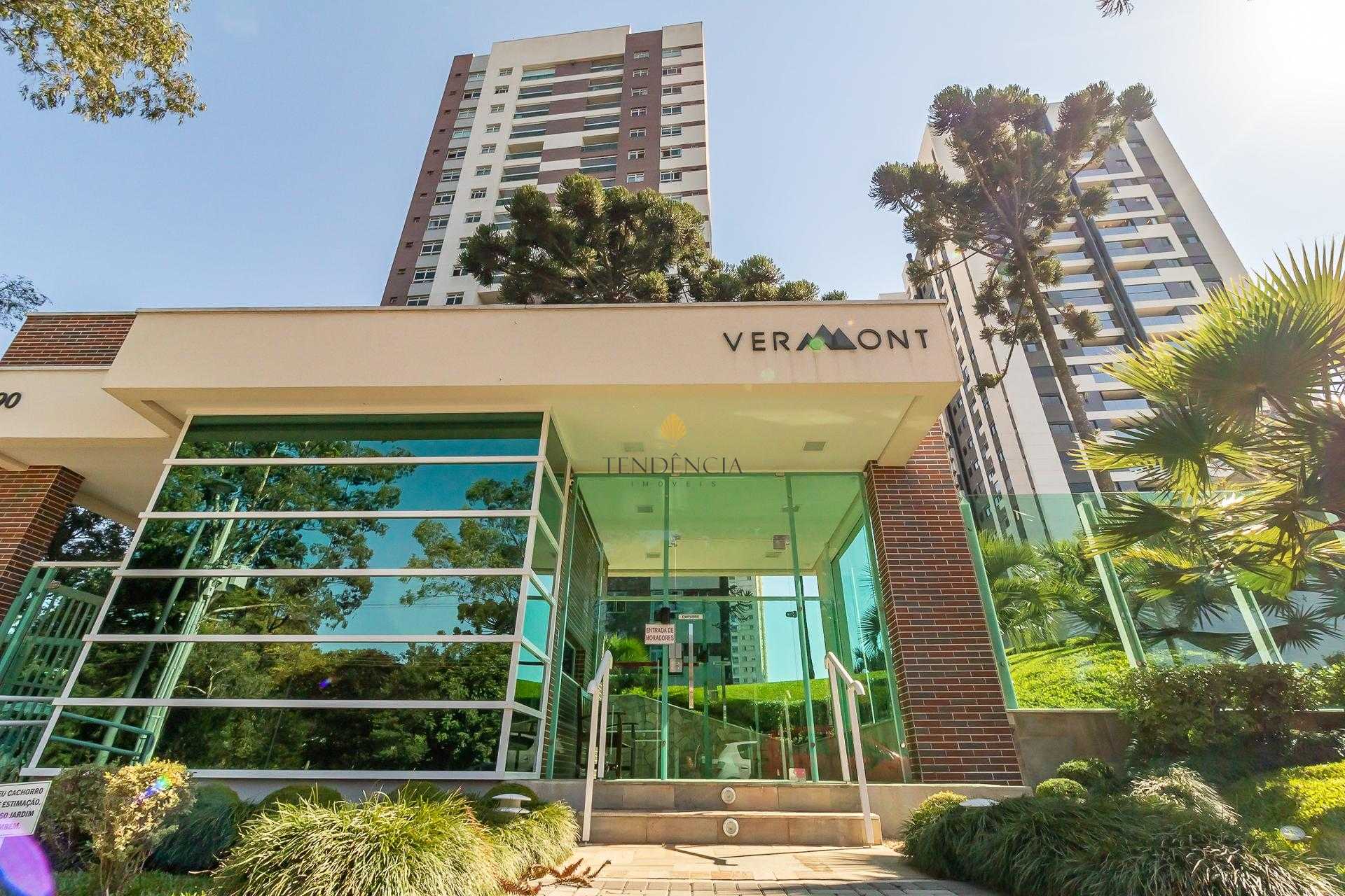 Apartamento no condomínio clube Vermont, a poucos metros da Un...