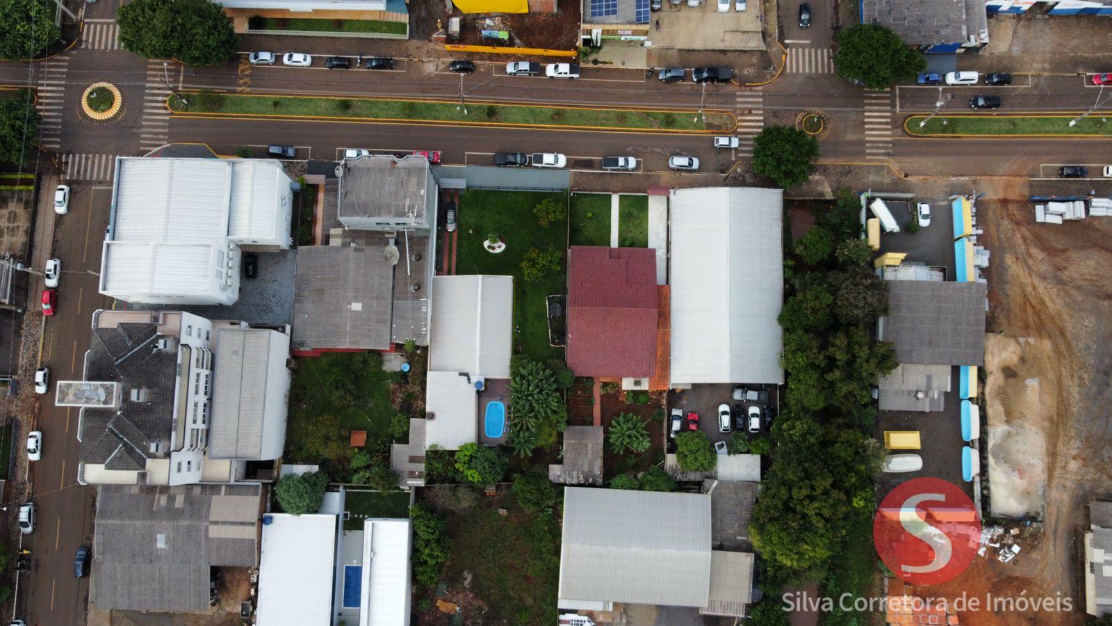 Casa a venda, localizada no Centro Sul, Dois Vizinhos-PR.