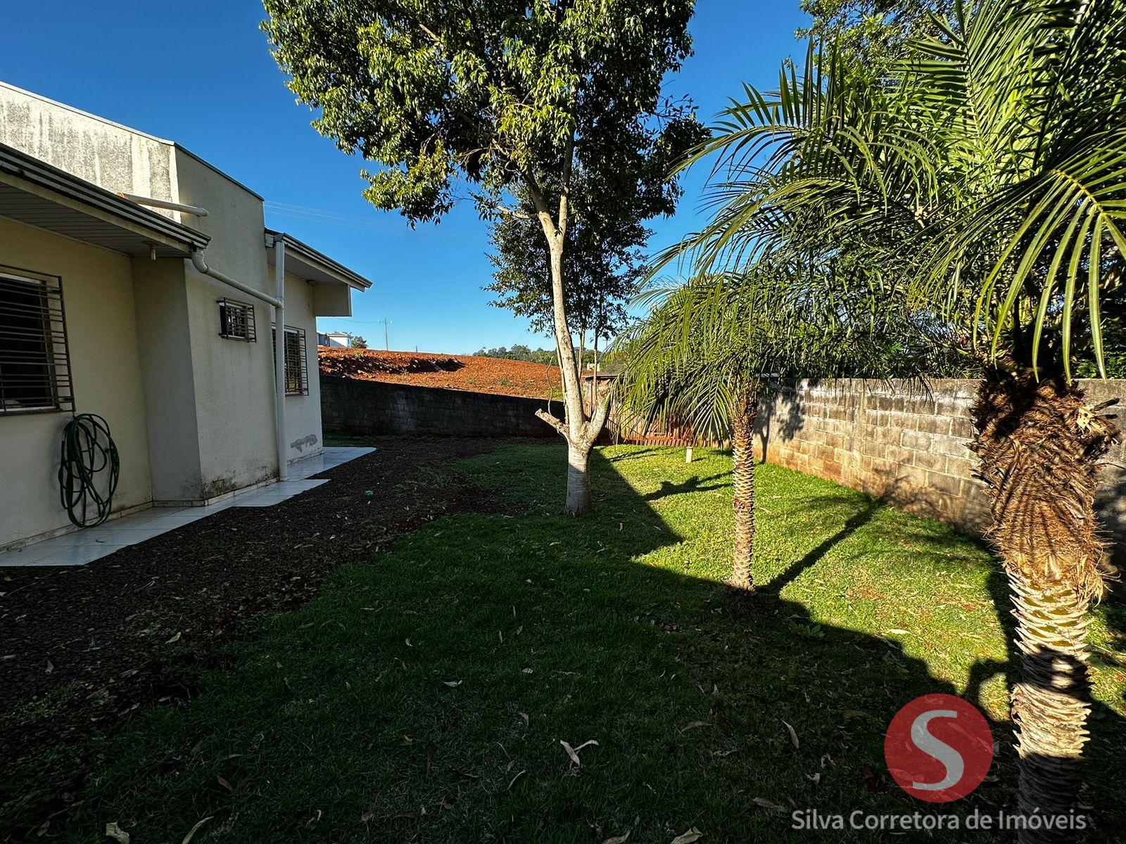 Casa a venda, localizada no Bairro So Francisco Xavier, Dois Vizinhos-PR.