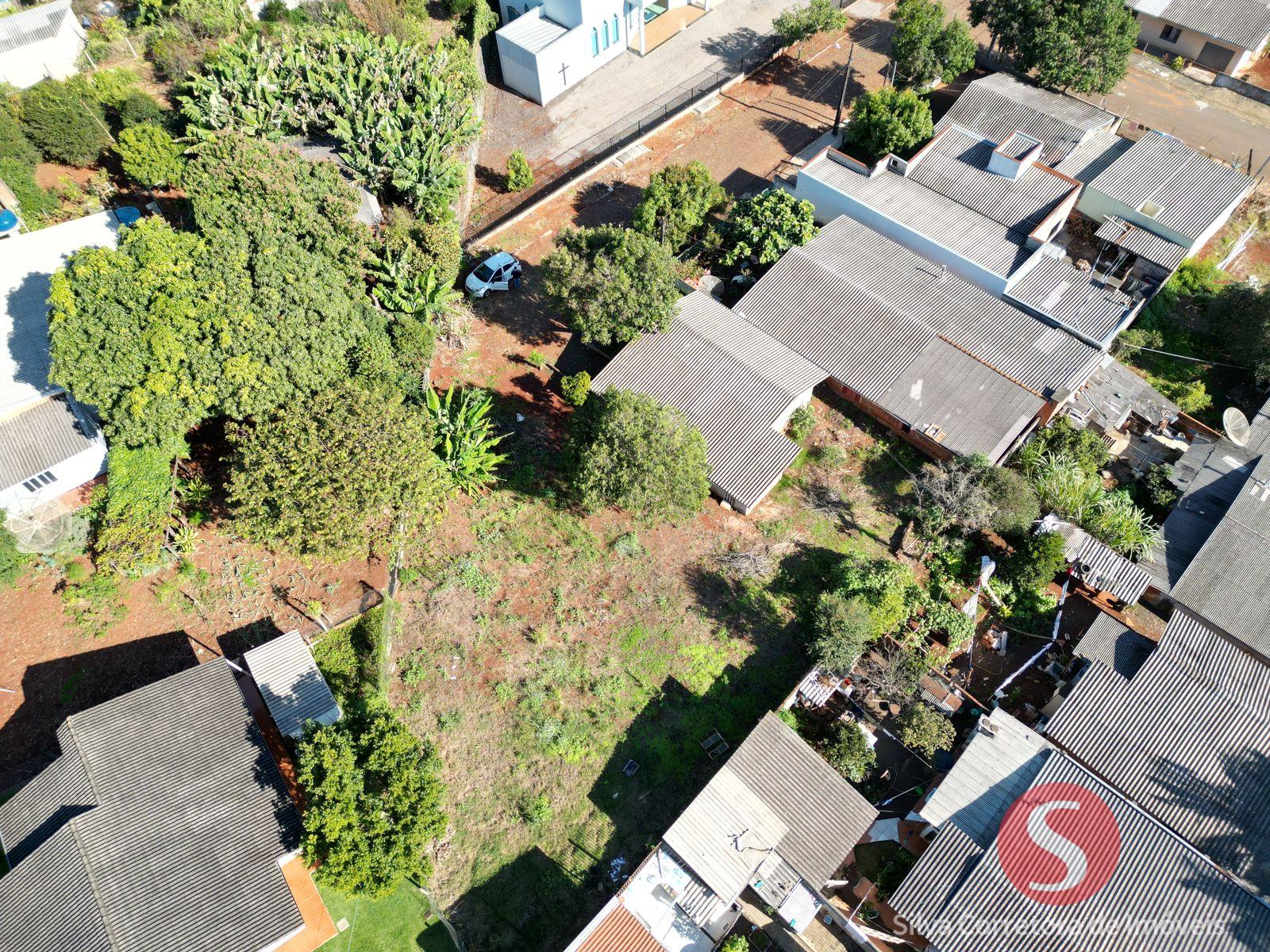 Lote a venda, localizado no Bairro Vitoria, Dois Vizinhos-PR.