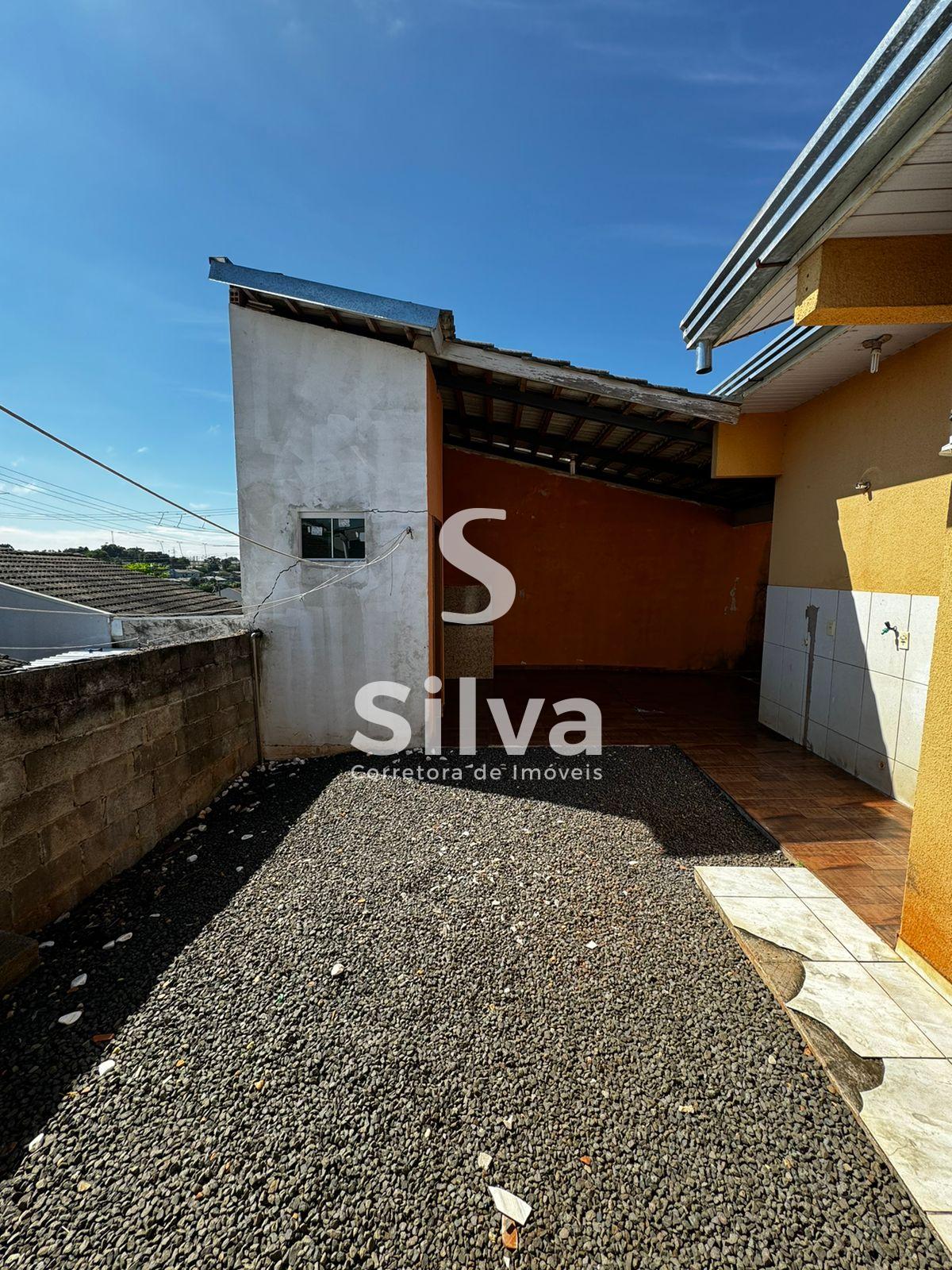 Casa a venda, localizada no Loteamento Passanante, Dois Vizinhos-PR.