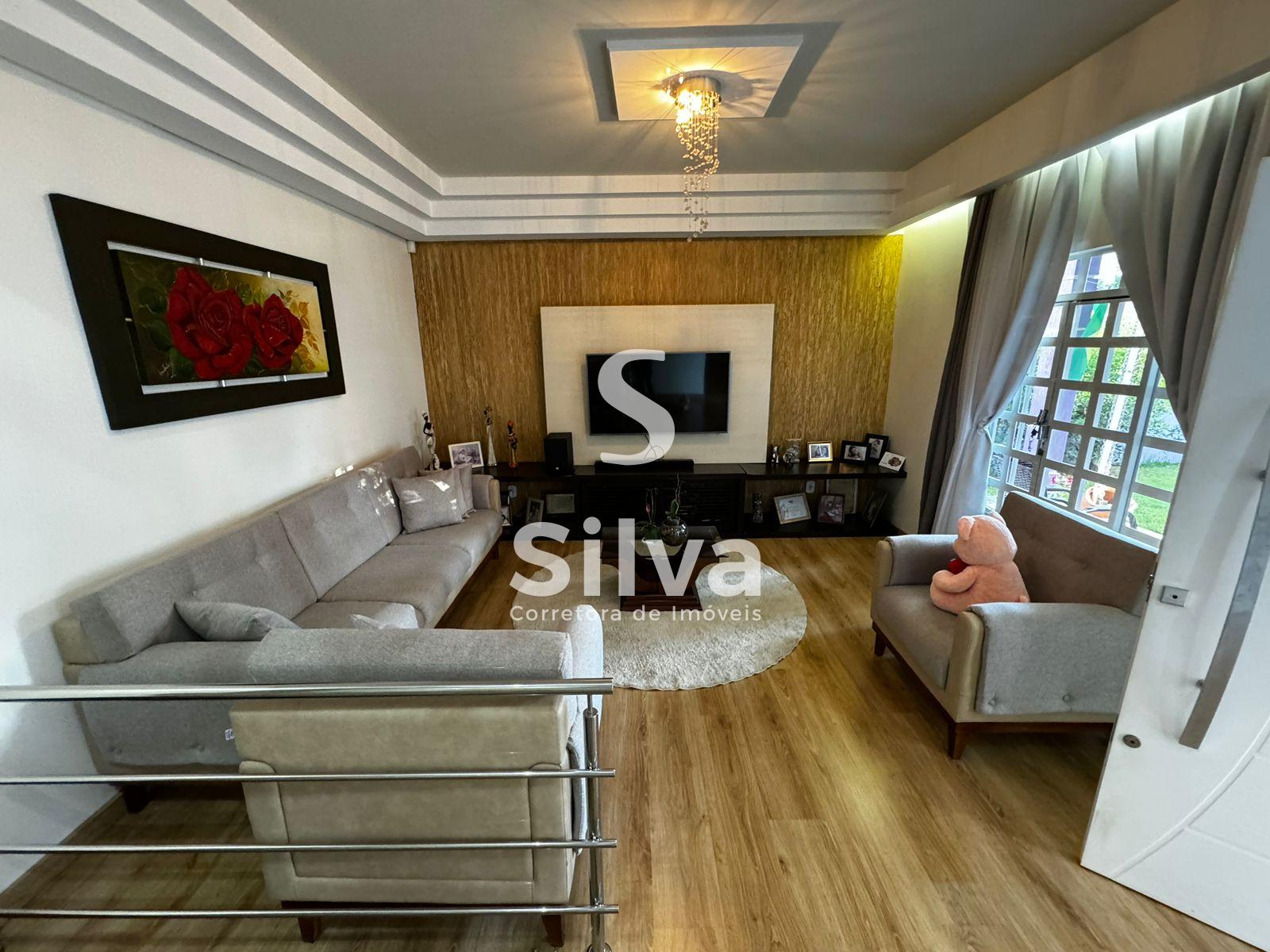 Casa a venda localizada no Centro Norte, Dois Vizinhos-PR.