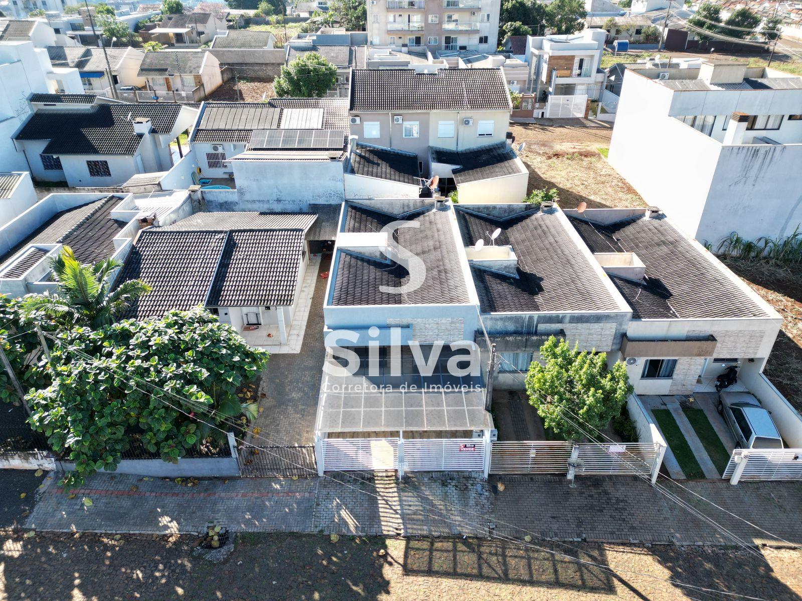 Casa para venda localizada no Bairro So Francisco de Assis, Dois Vizinhos-PR.