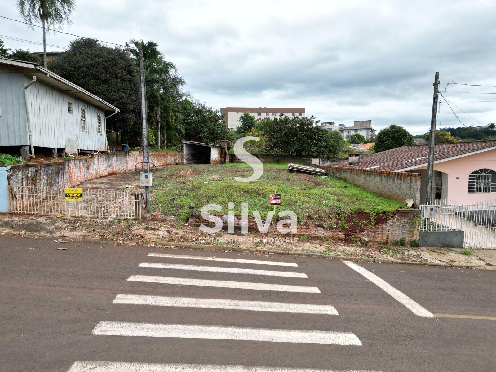 Lote a venda localizado no Centro Norte, Dois Vizinhos-PR.