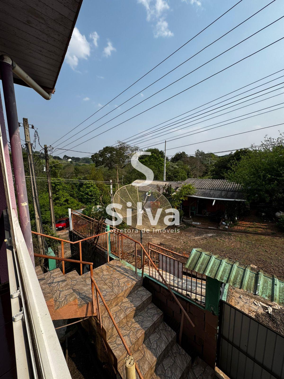 Casa a venda localizada no Bairro Nossa Senhora de Lurdes, Dois Vizinhos-PR.