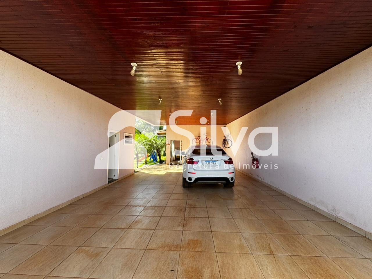 Casa a venda localizada no Loteamento Alto da Luz, Dois Vizinhos-PR.