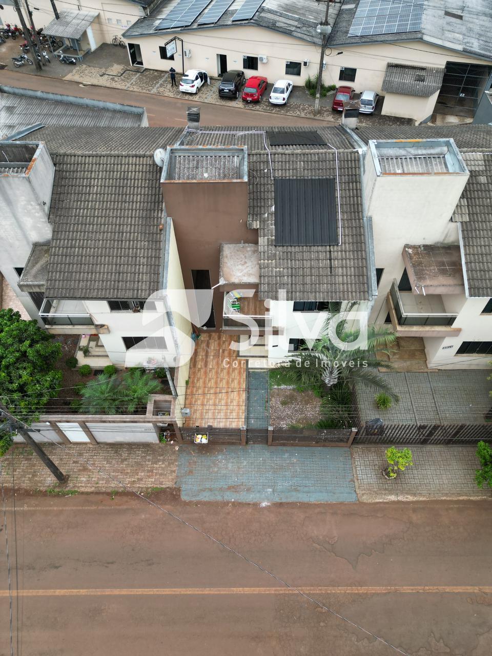 Sobrado a venda localizado no Bairro Margarida Galvan, Dois Vizinhos-PR.