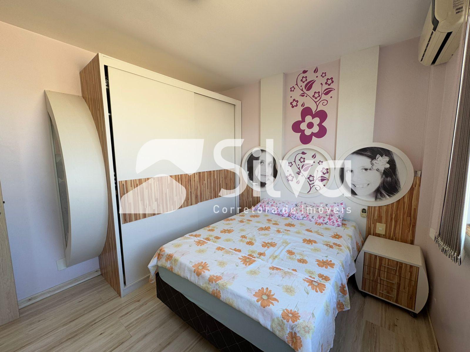 Casa a venda localizada no Centro, Dois Vizinhos-PR.