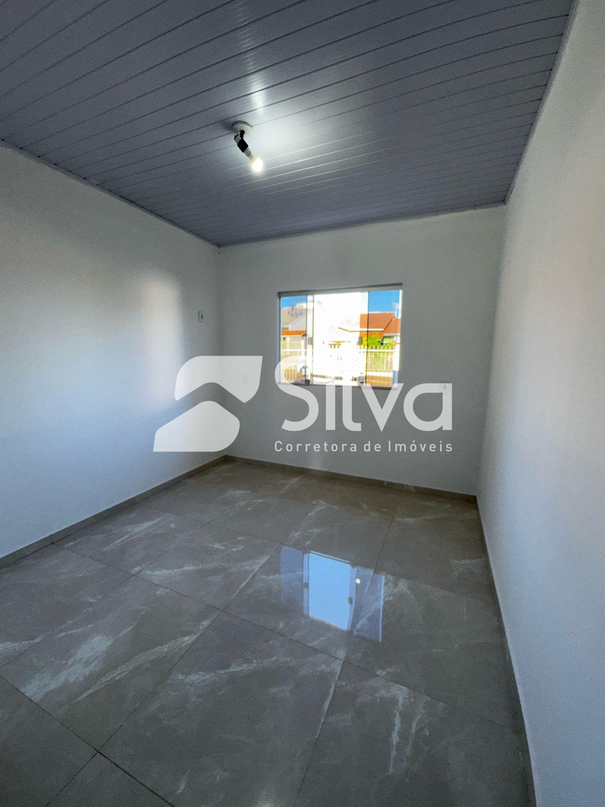 Casa a venda localizada no Loteamento Jardim Marchese, Dois Vizinhos-PR.