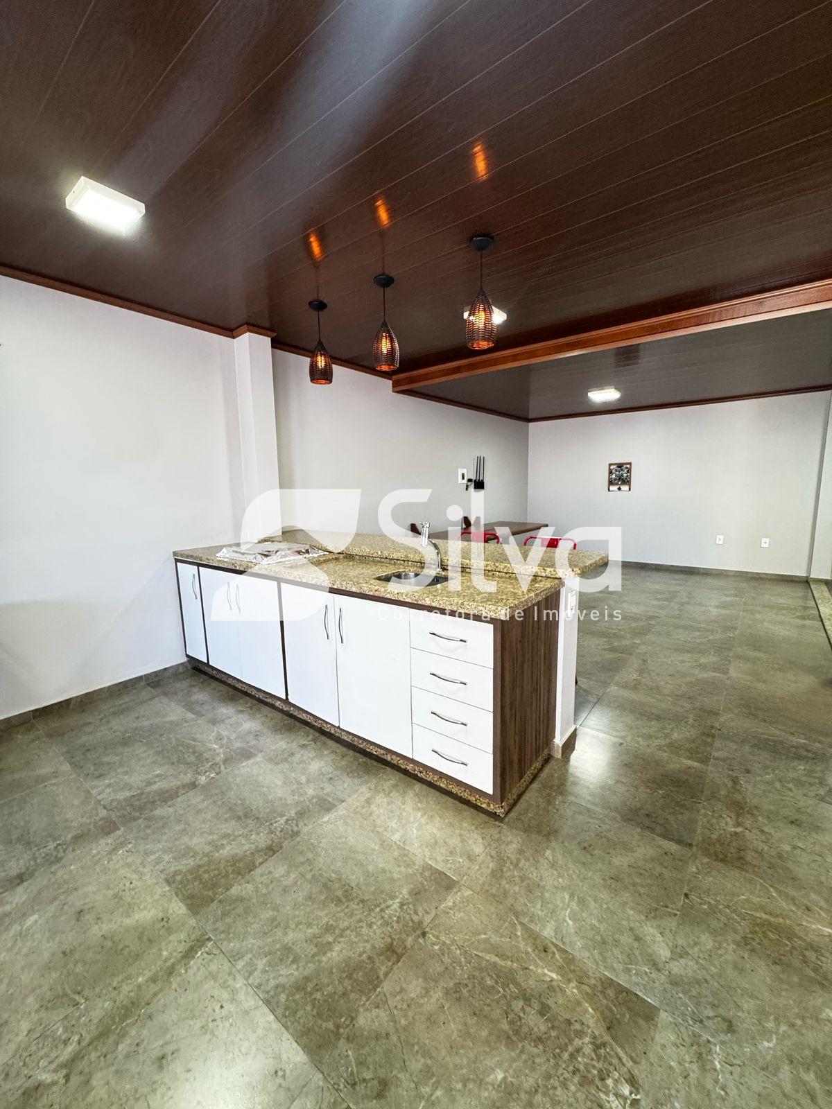 Casa a venda localizada no Bairro So Francisco da Assis, Dois Vizinhos-PR.