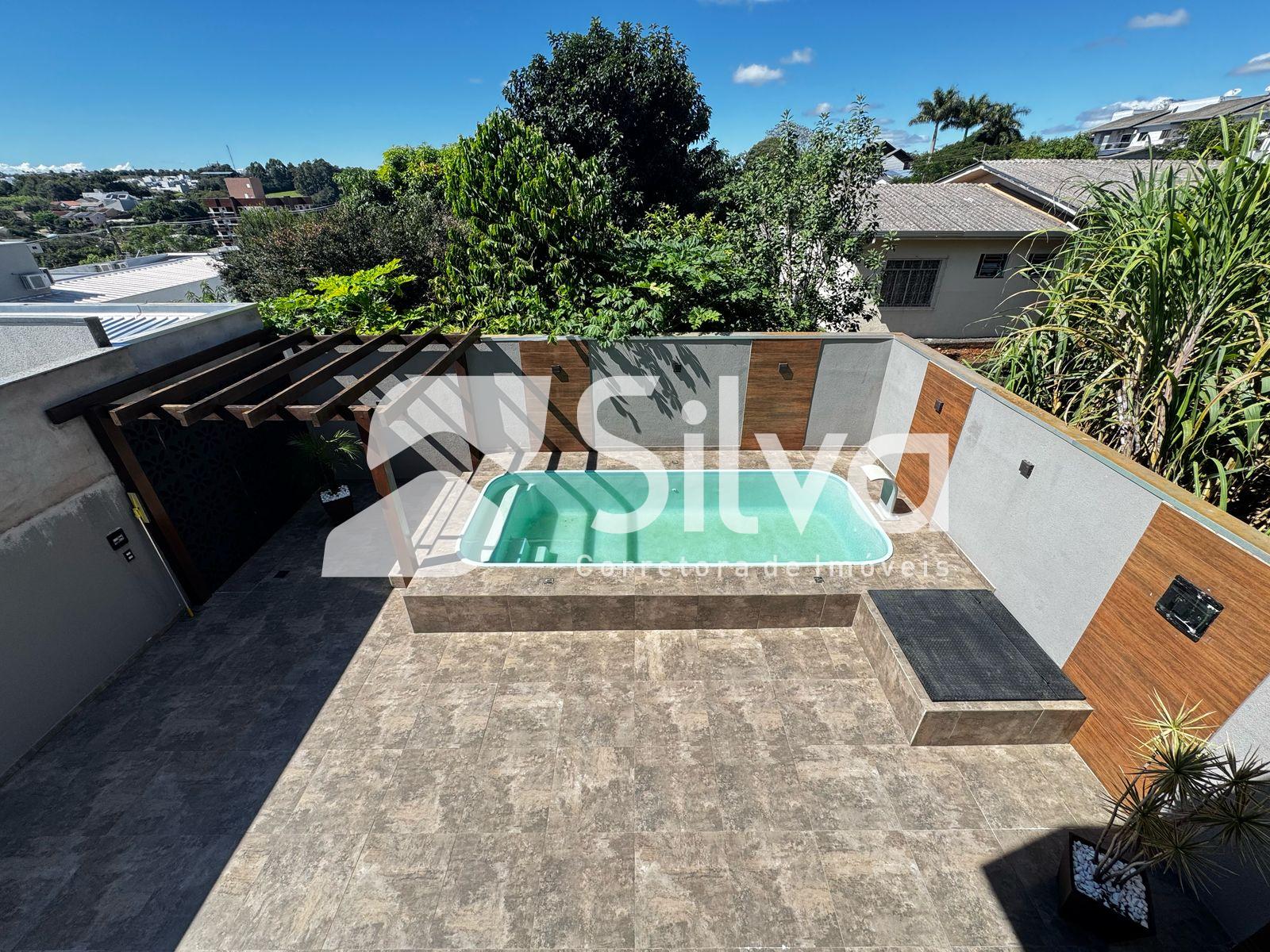 Casa a venda localizada no Bairro So Francisco da Assis, Dois Vizinhos-PR.