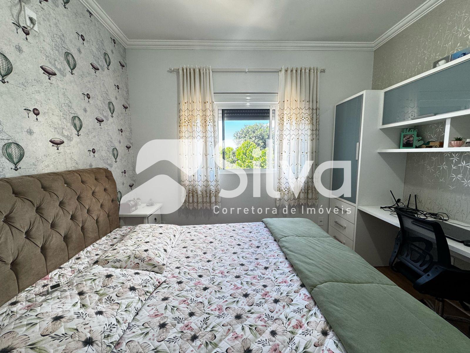 Casa a venda localizada no Bairro So Francisco da Assis, Dois Vizinhos-PR.