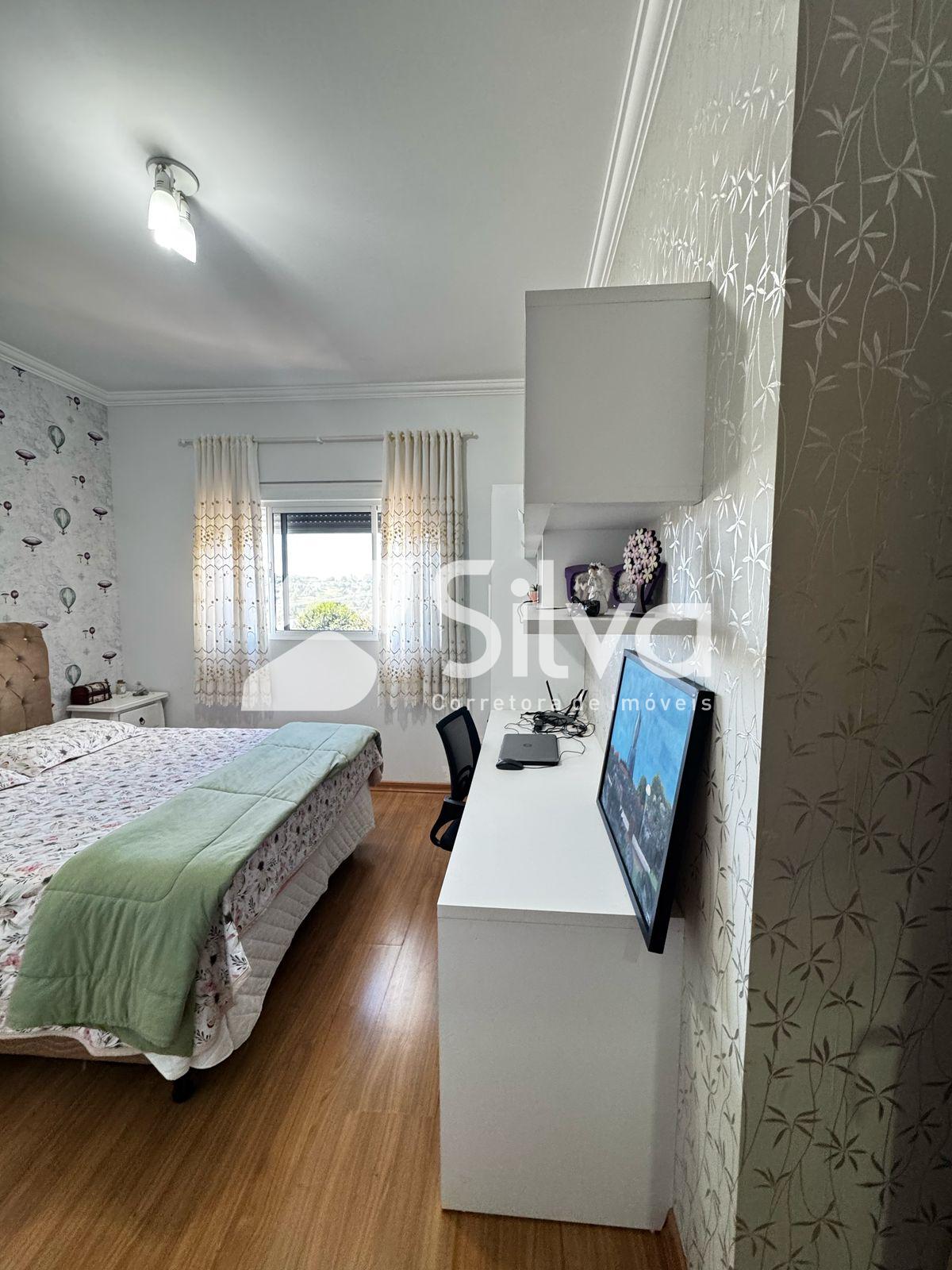 Casa a venda localizada no Bairro So Francisco da Assis, Dois Vizinhos-PR.