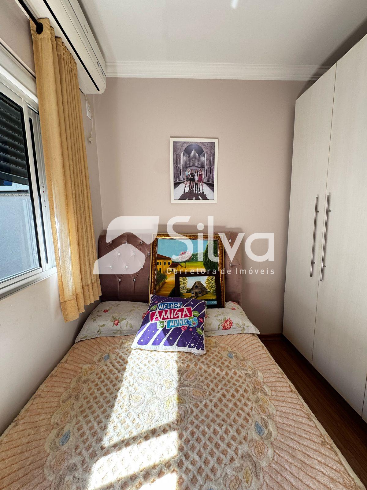 Casa a venda localizada no Bairro So Francisco da Assis, Dois Vizinhos-PR.