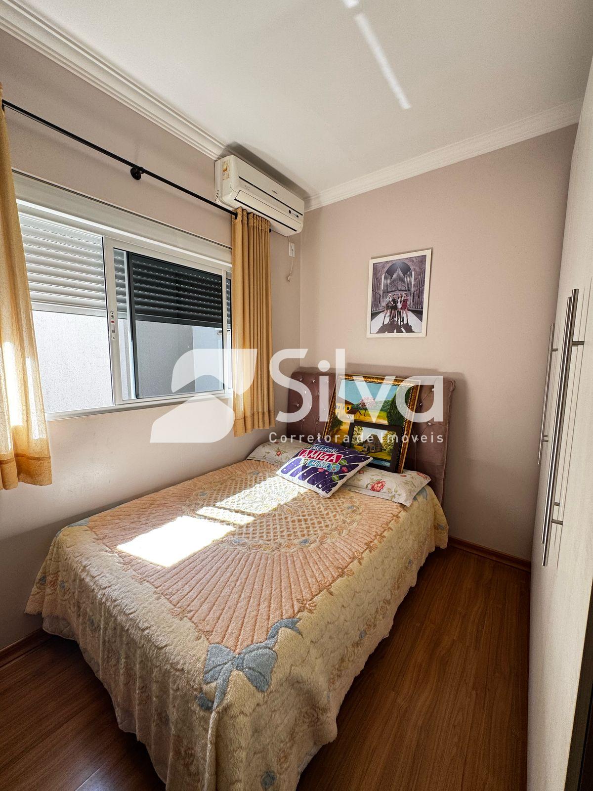 Casa a venda localizada no Bairro So Francisco da Assis, Dois Vizinhos-PR.