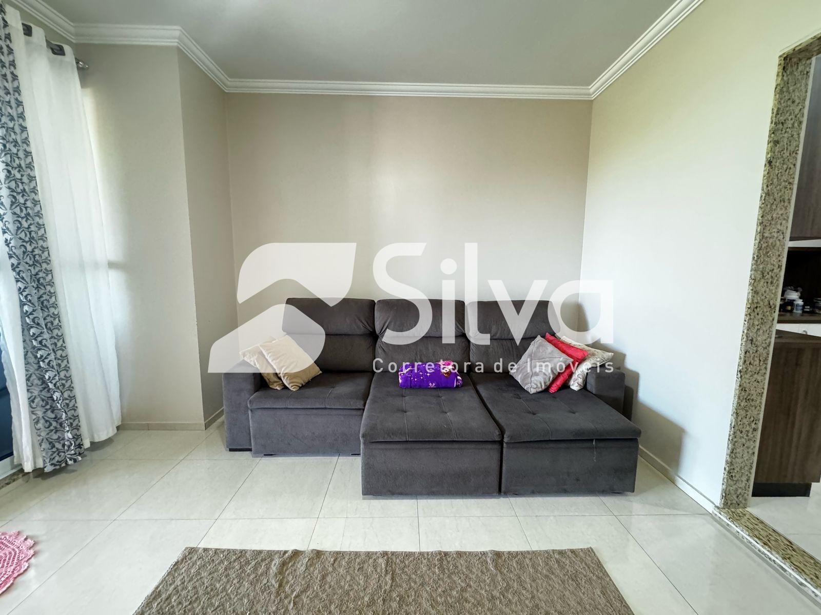 Casa a venda localizada no Bairro So Francisco da Assis, Dois Vizinhos-PR.