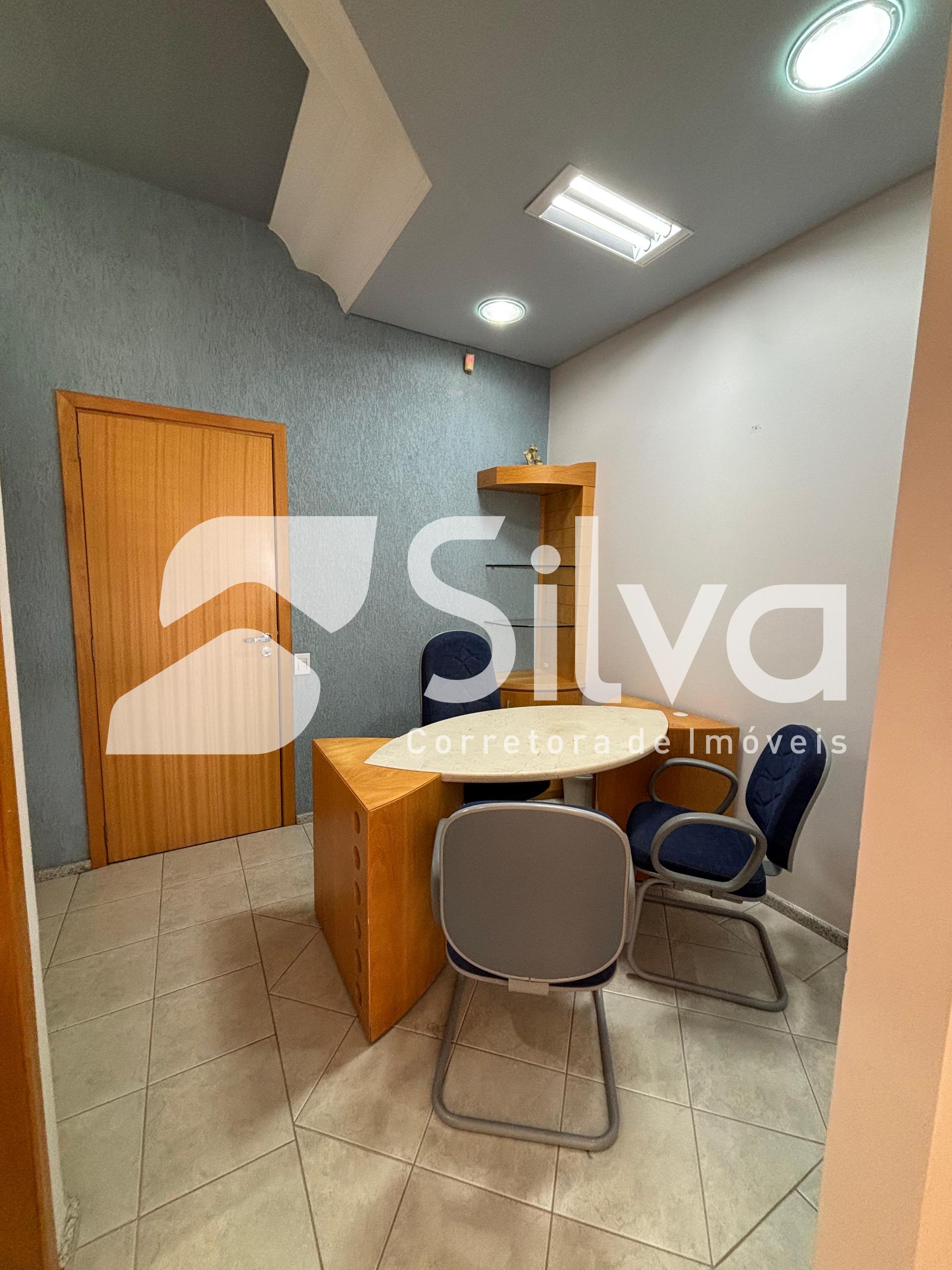 Sala Comercial a venda localizada no Centro, Dois Vizinhos-PR.