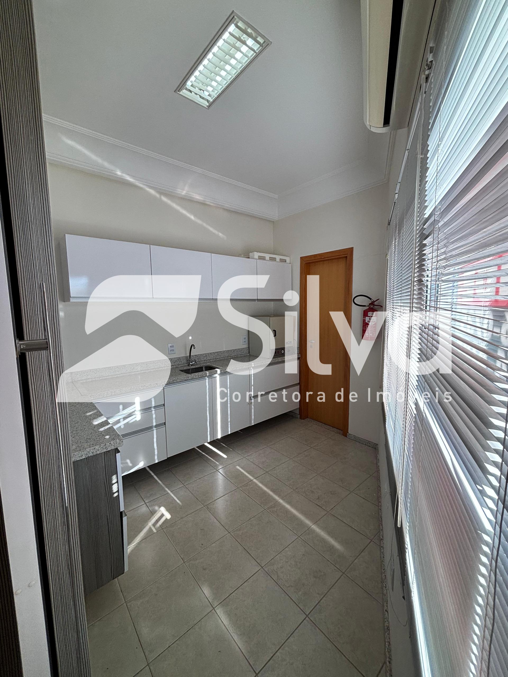 Sala Comercial a venda localizada no Centro, Dois Vizinhos-PR.