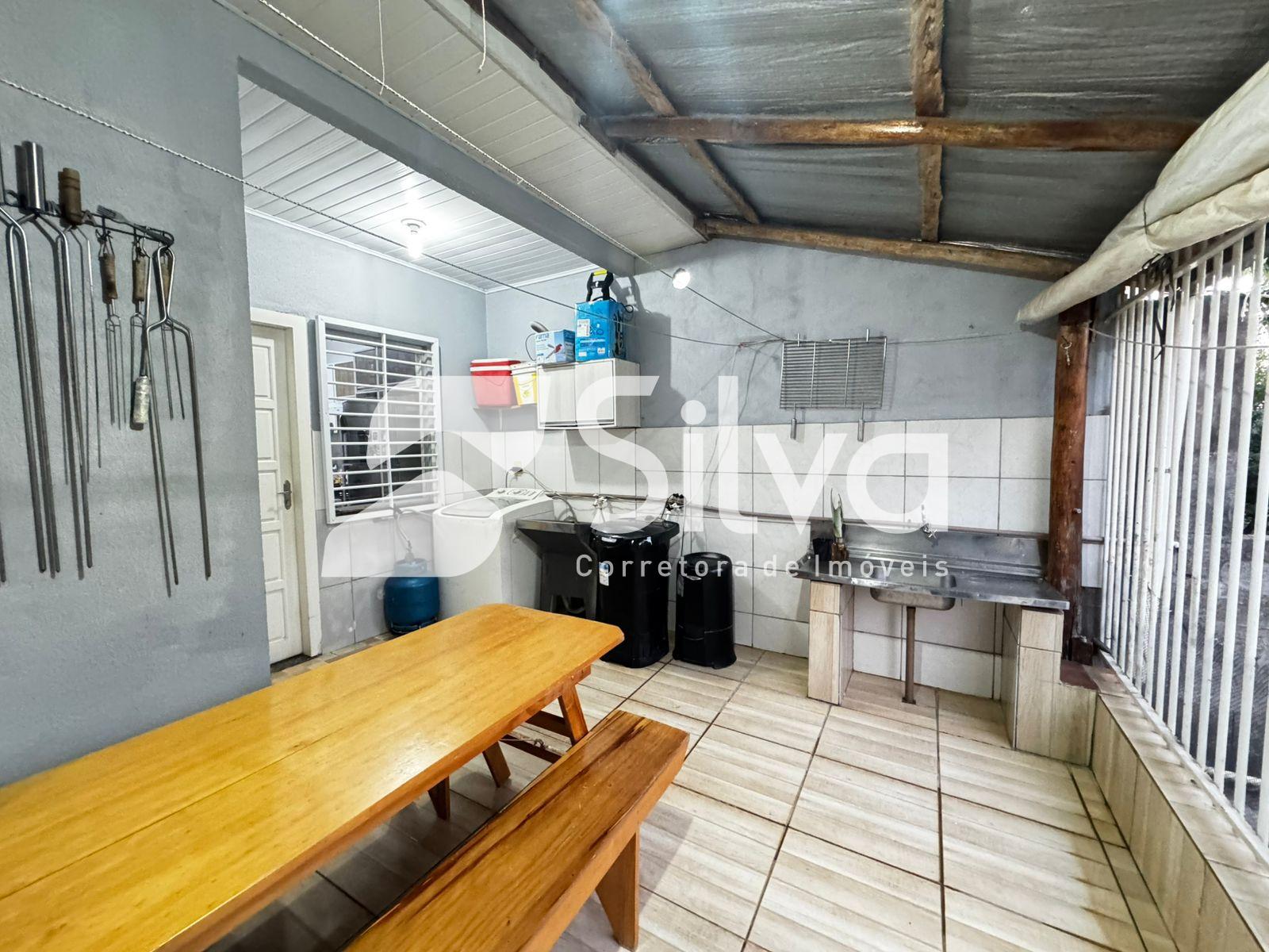 Casa  venda localizada no Bairro Santa Luzia, Dois Vizinhos-PR.