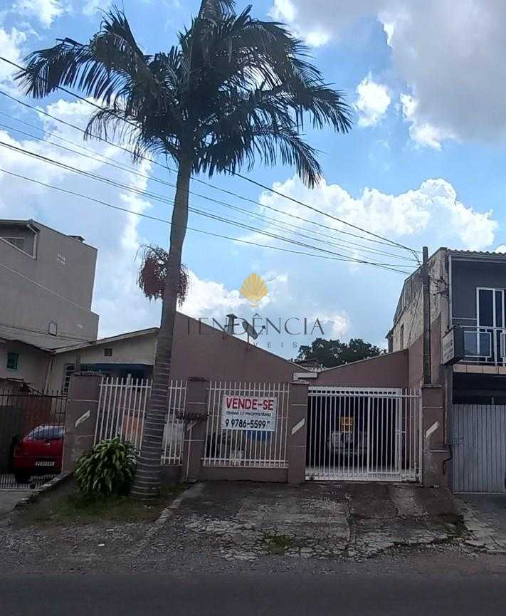 CASA TÉRREA, AREJADA E AMPLA, NO FAZENDINHA