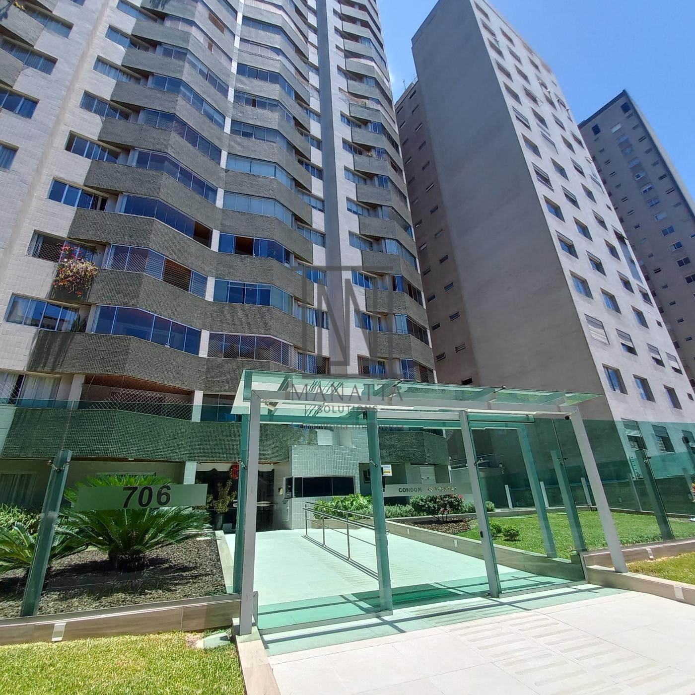 IMPERDÍVEL, COBERTURA AO LADO CLUB CURITIBANO