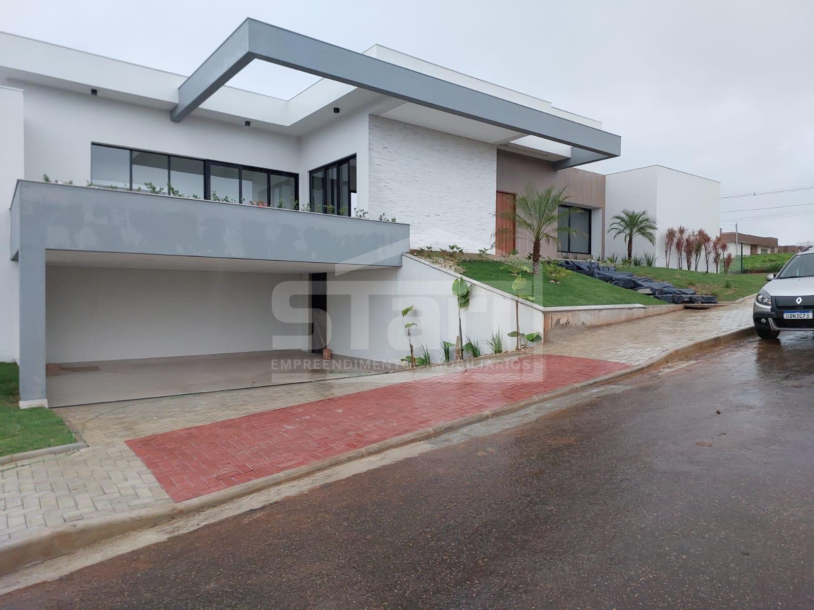 Casa de alto padrão à venda noCondomínio Gran Royalle em LAGOA SANTA - MG