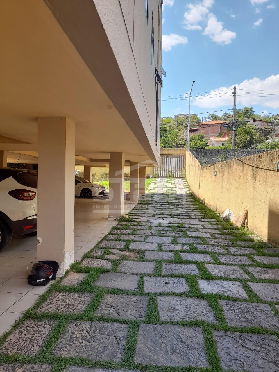 Apartamento à venda, com permuta no bairro Lundcéia, LAGOA SANTA - MG