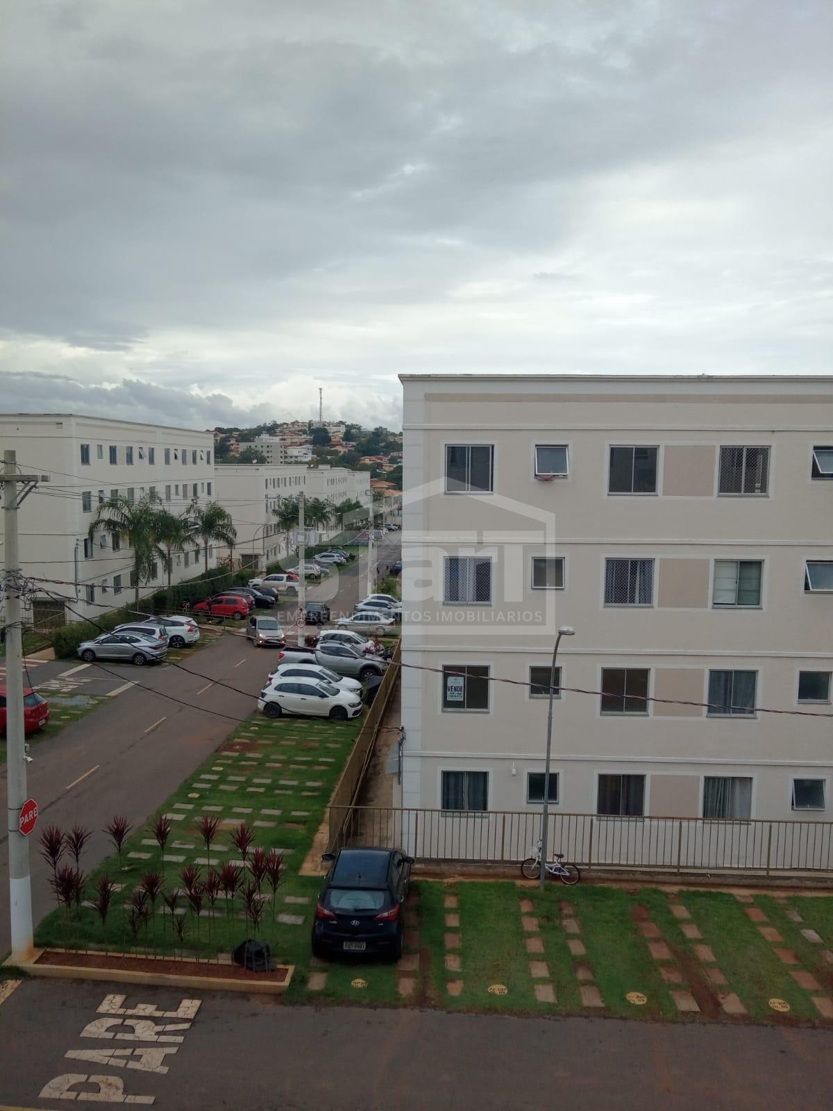Apartamento para locação por R 1.000 mês no Condomínio Parque Lagoa dos Cristais
