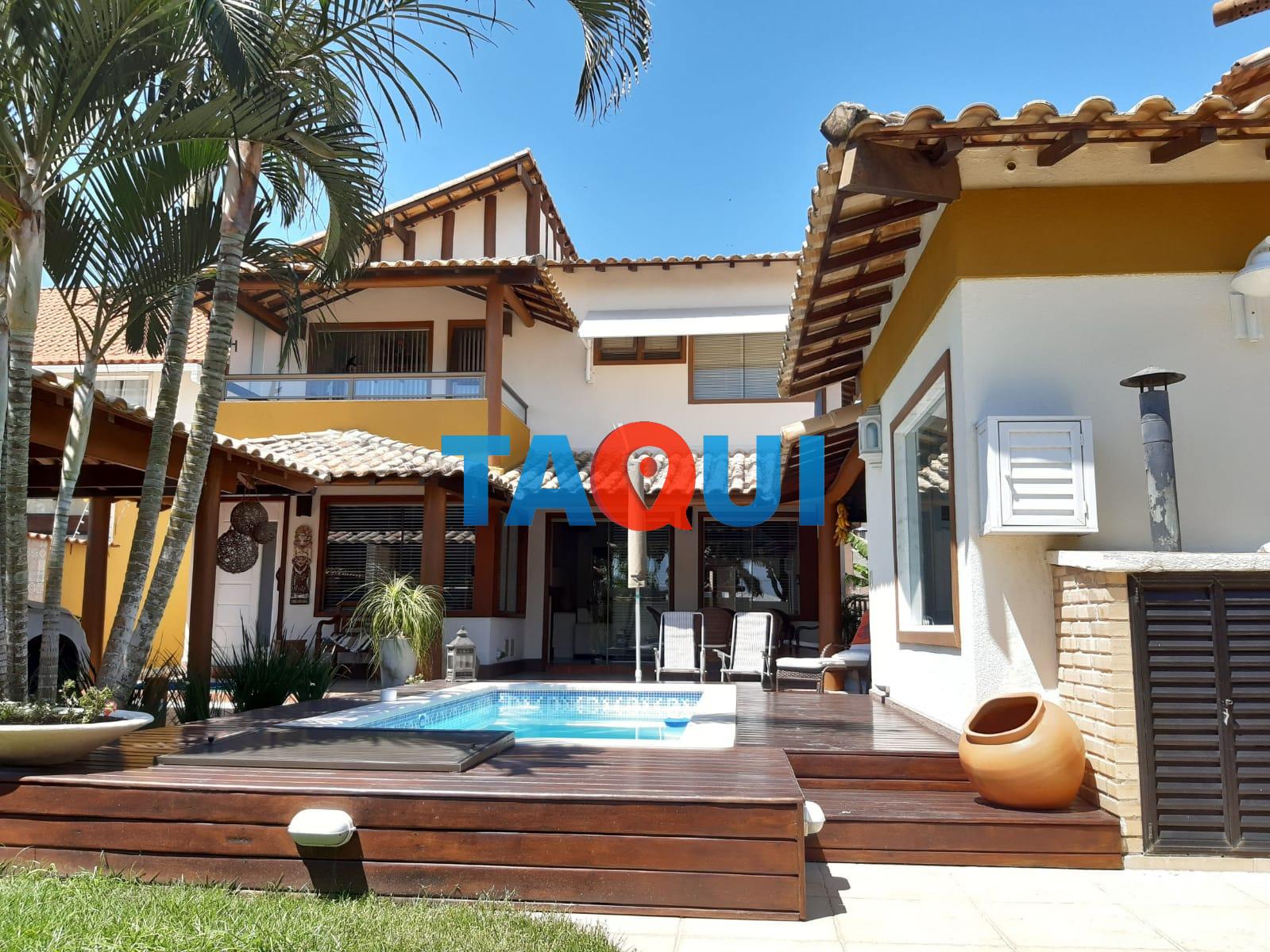 Casa à venda, Portinho, 4 quartos  2 suítes , piscina, churrasqueira. CABO FRIO