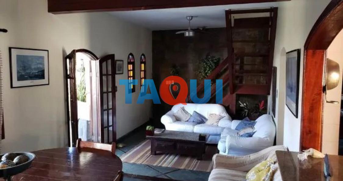 Casa duplex de 4 quartos à venda, Monte Alto Arraial do Cabo  RJ