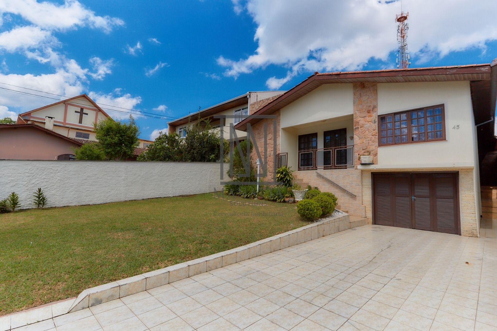 Casa 230m2  com 3 dormitórios à venda, Bairro Boa Vista, CURIT...