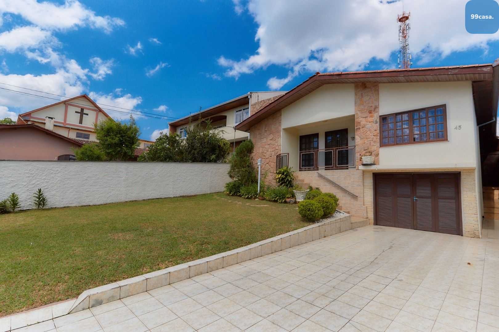 Casa 230m   com 03 dormitórios à venda, Bairro Boa Vista, CURI...