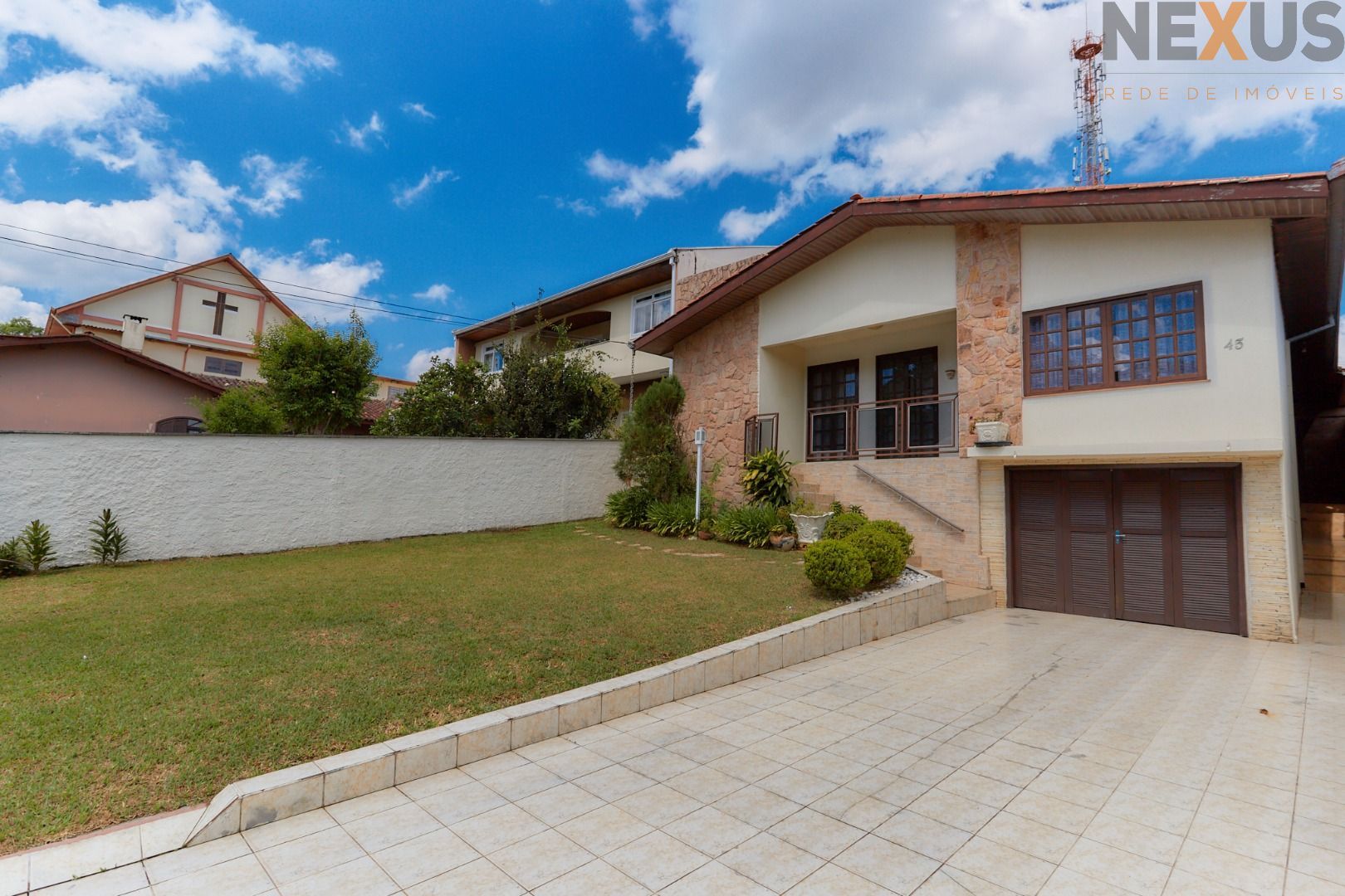 Casa 230m2  com 3 dormitórios à venda, Bairro Boa Vista, CURIT...