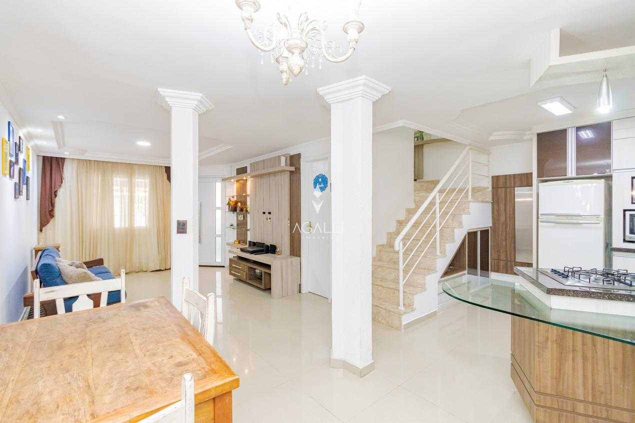 Sobrado com 4 quartos à venda,177.36 m , XAXIM, CURITIBA - PR