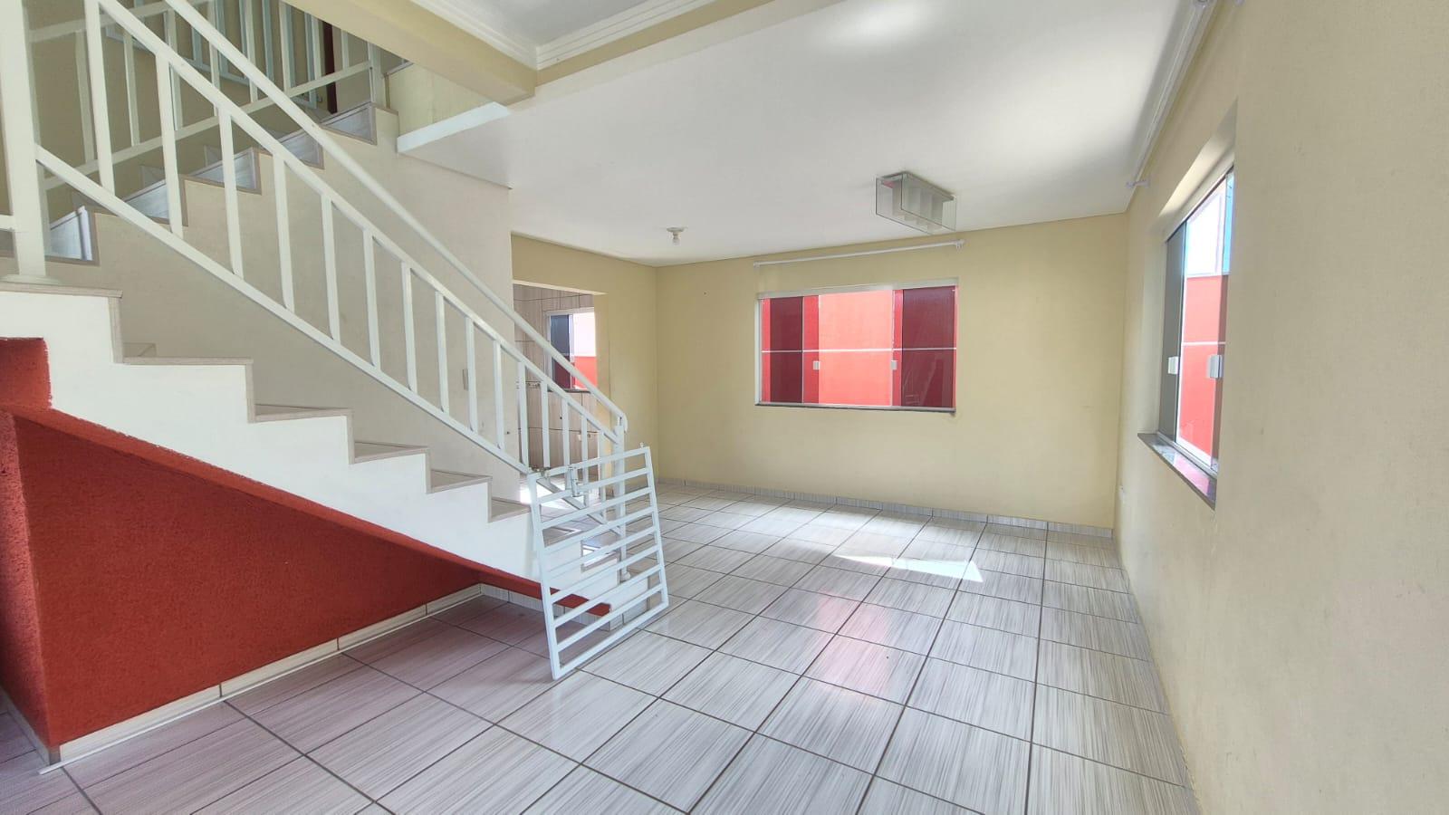 Sobrado com 3 dormitórios à venda, 85,60 m2, SAO JOSE DOS PINH...