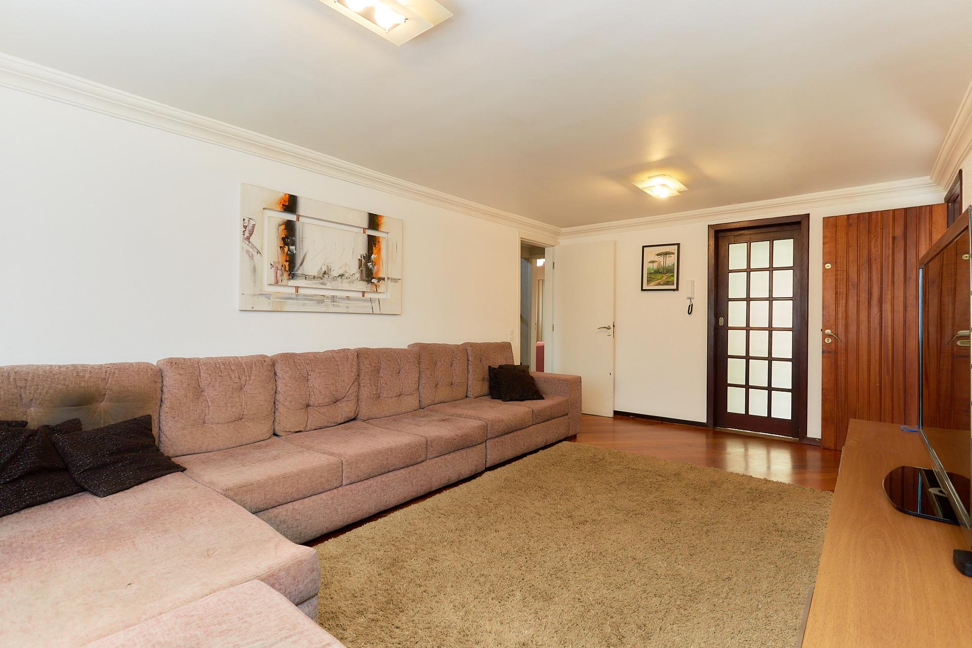 Casa com 5 dormitórios à venda, 235 m2, SANTO INÁCIO, CURITIBA...