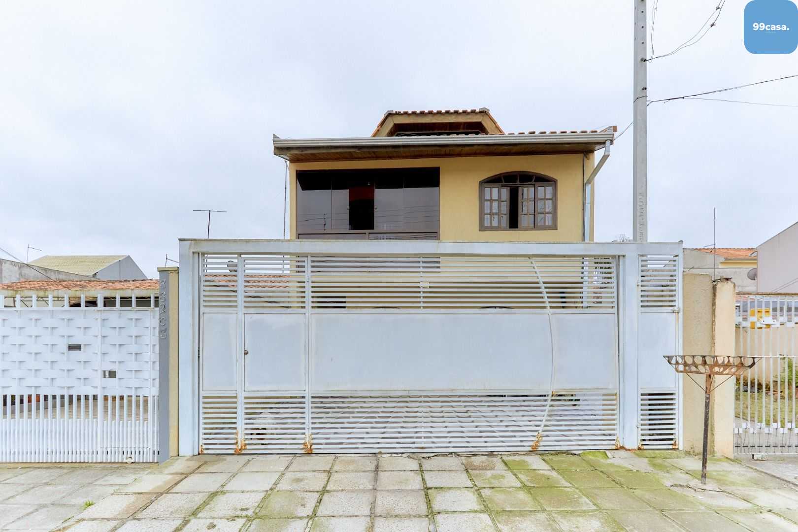 Sobrado com 4 quartos à venda, 162 m  por R  650.000 - Xaxim -...