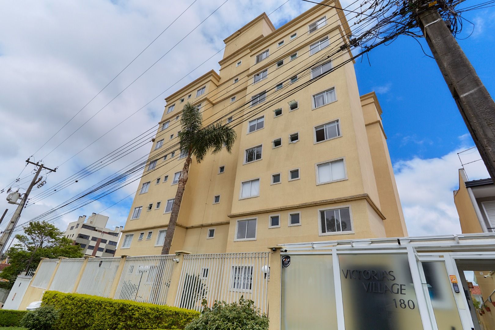 Apartamento com 2 dormitórios à venda,  69 m2 por R  480.000,0...