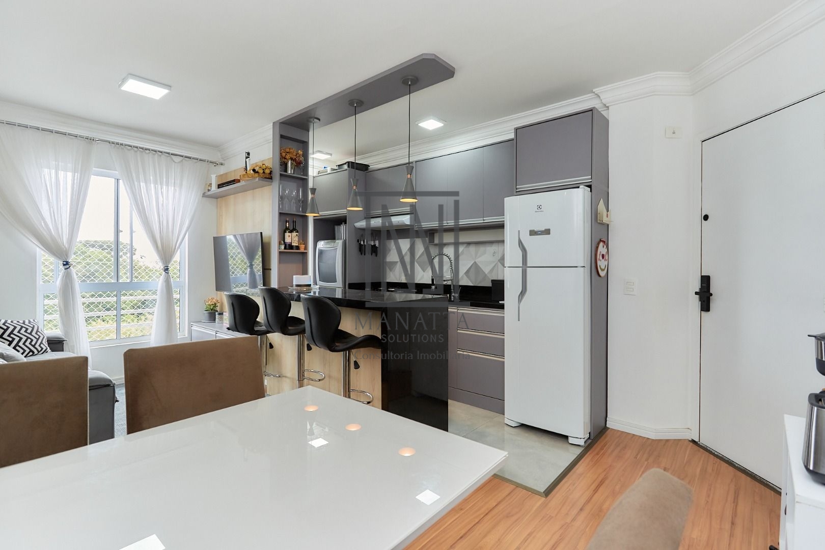 Apartamento com 3 dormitórios à venda, 56 m2, SAO JOSE DOS PIN...