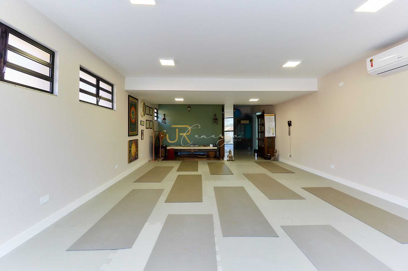 Prédio à venda, 600 m  por R  4.999.000,00 - São Braz - Curiti...