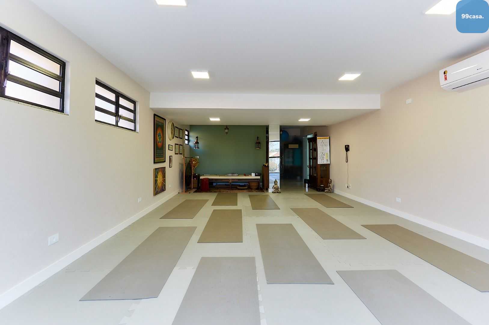 Prédio à venda, 600 m  por R  4.999.000,00 - São Braz - Curiti...